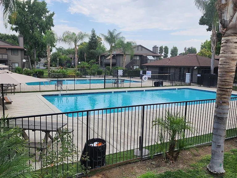4860 E Lane Ave #118 — Photo 9