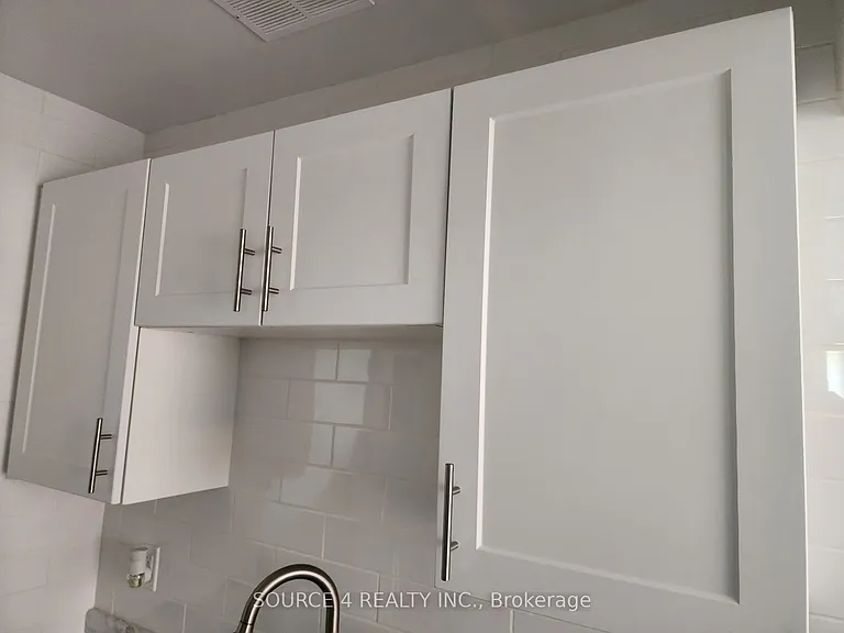 122 5th St #8 — Photo 10