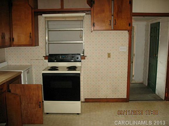3rd image of 1510 McDonald St