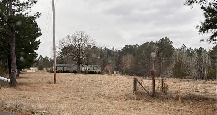 2nd image of 8052 Rodessa Ida Rd