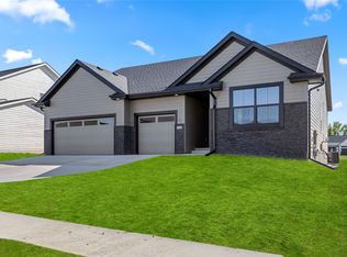 320 NW Ashley Ave, Waukee, IA 50263