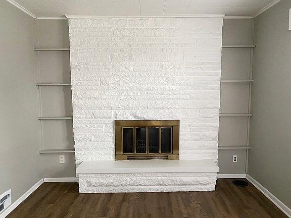 FIREPLACE WALL