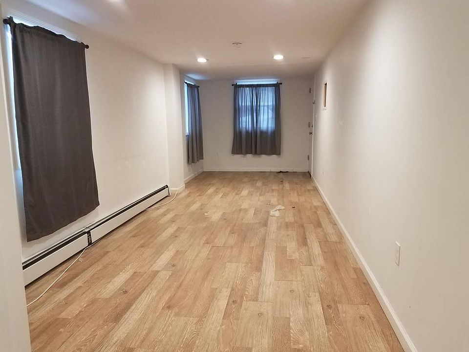 2nd image of 81 Brookline Ave #1