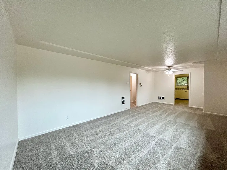 3753 SE Brooklyn St #&-3737 — Photo 6
