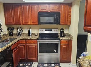 2141 SE 15th Pl APT 109, Cape Coral, FL 33990