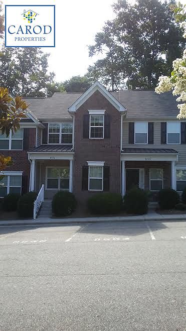 1st image of 8556 Summerglen Cres
