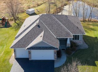 247 Winkler Trl, Cologne, MN 55322