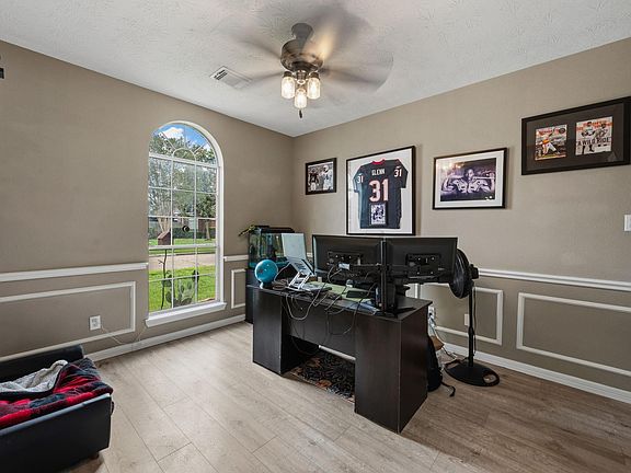 4th image of 8218 Shady Ace Ln