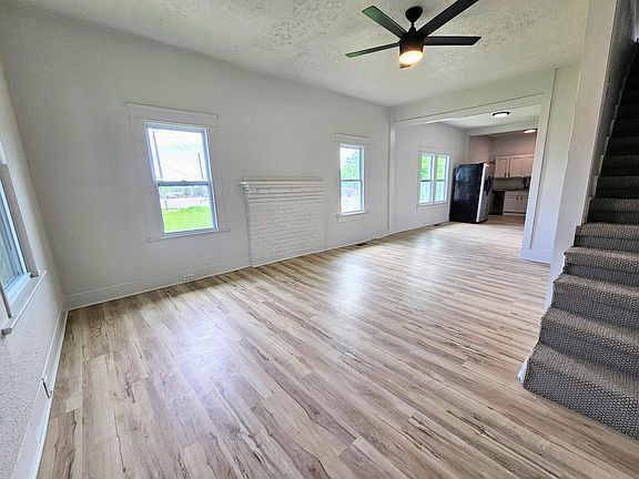 3rd image of 3917 Holston Dr Unit A