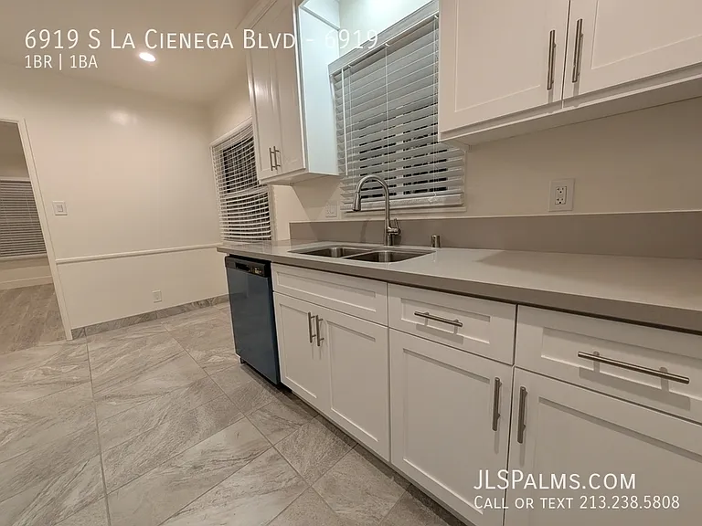 6919 S La Cienega Blvd #6919 — Photo 4