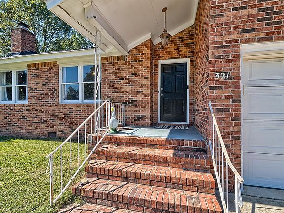 4th image of 321 Sheridan Dr