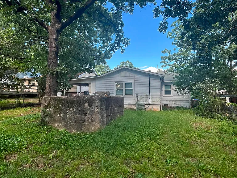 5305 Wood St — Photo 20