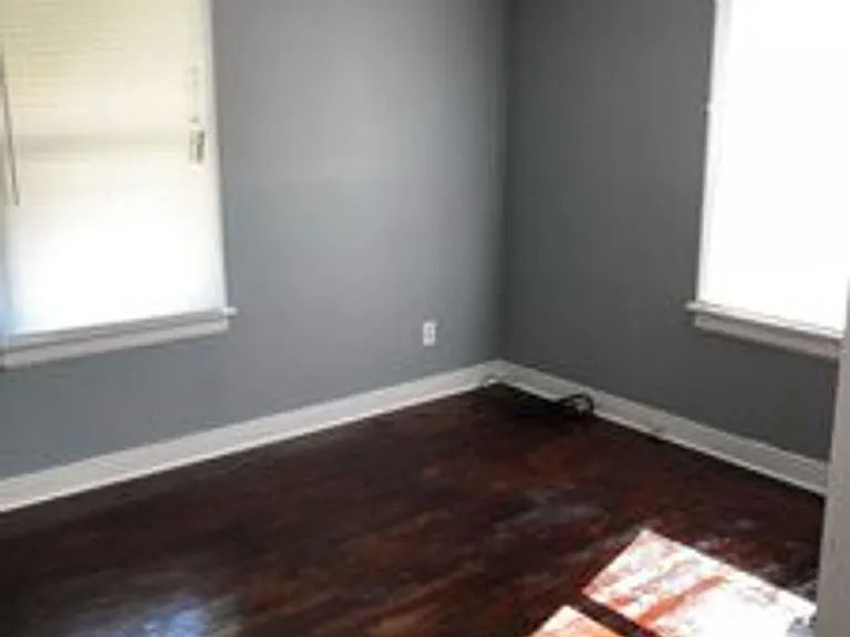 1509 Milton St — Photo 18