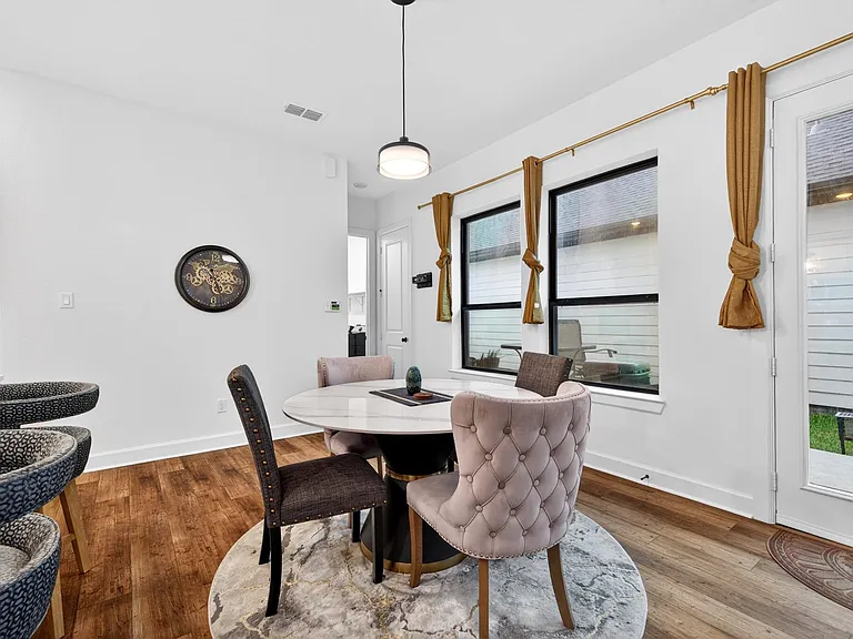 1514 Park Path Dr — Photo 16
