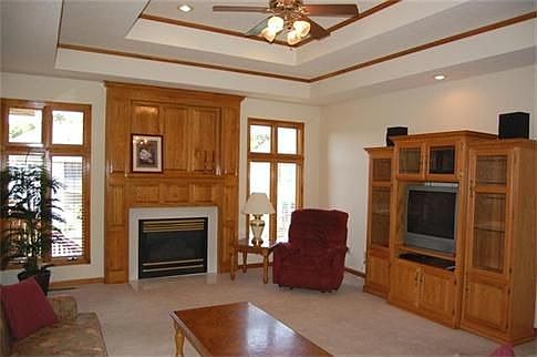 5th image of 2726 E Shady Glen Dr