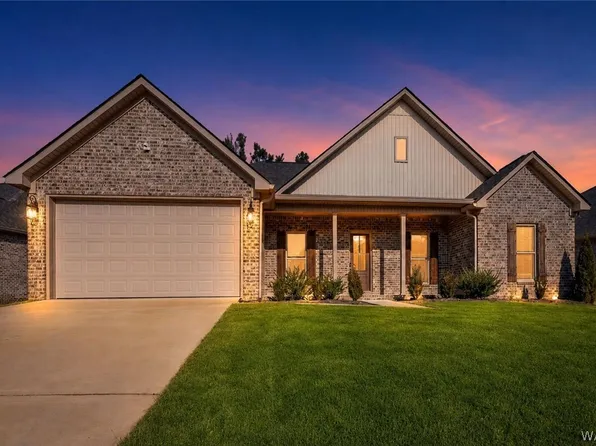 5240 Summerfield Dr E, Tuscaloosa, AL 35404
