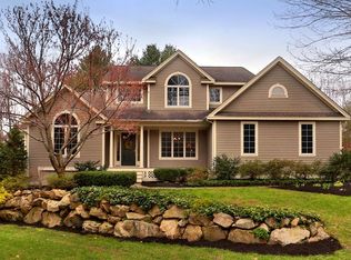 186 Middle Rd, Newbury, MA 01922