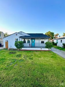 330 Poplar Ave, Bakersfield, CA, 93305