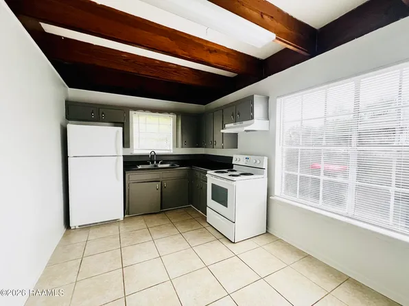222 Ryder Dr #Ab, Lafayette, LA 70508