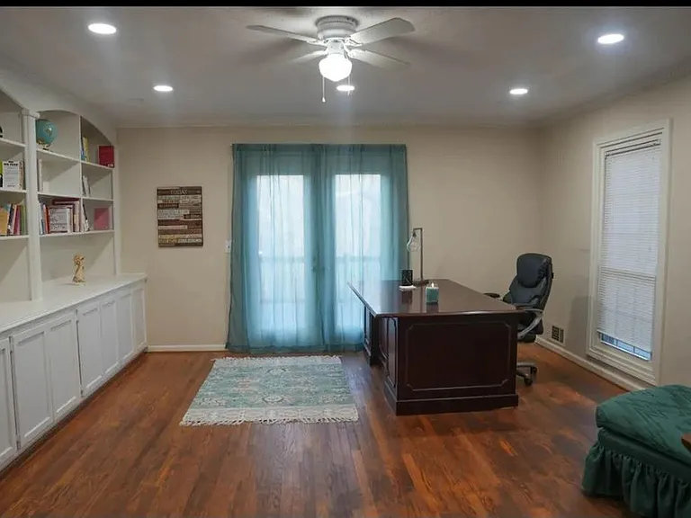 5043 Blackberry Ln — Photo 10