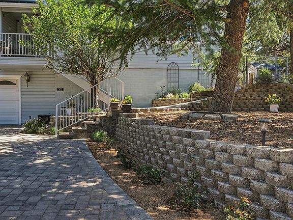 4th image of 502 E Jura Cir