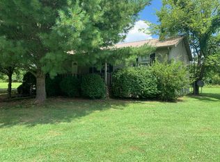 565 Riverview Cir, Scottsville, KY 42164