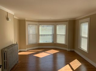 52 Bramhall St, Portland, ME 04102