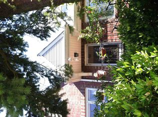 210 NE 82nd St, Seattle, WA 98115