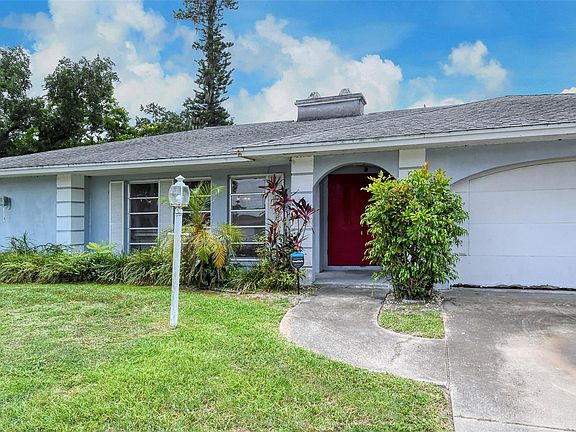 3rd image of 3674 Breezemont Dr