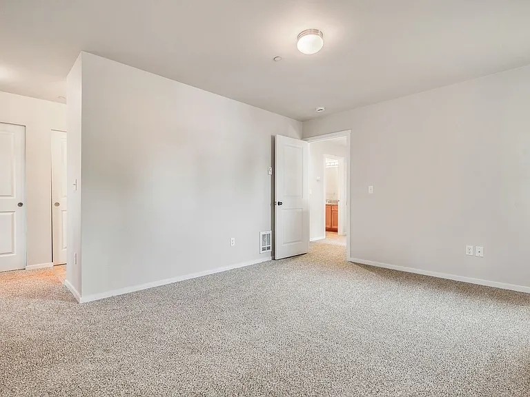 Pinnacle Townhomes — Photo 30