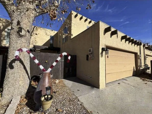 6 Calle Olas Altos NE, Albuquerque, NM 87109