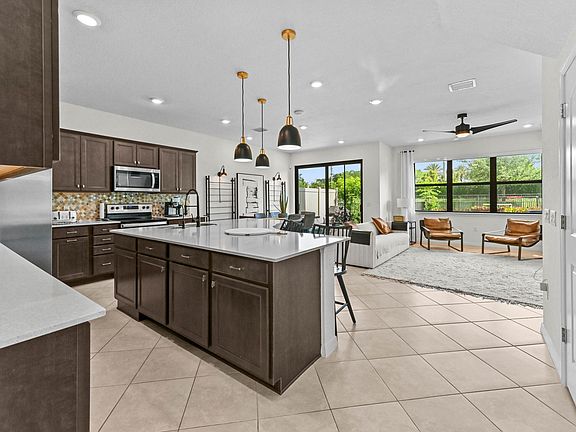 3rd image of 2343 Rollingwood Court