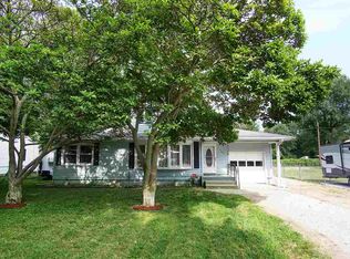 406 S Apple Rd, Osceola, IN 46561