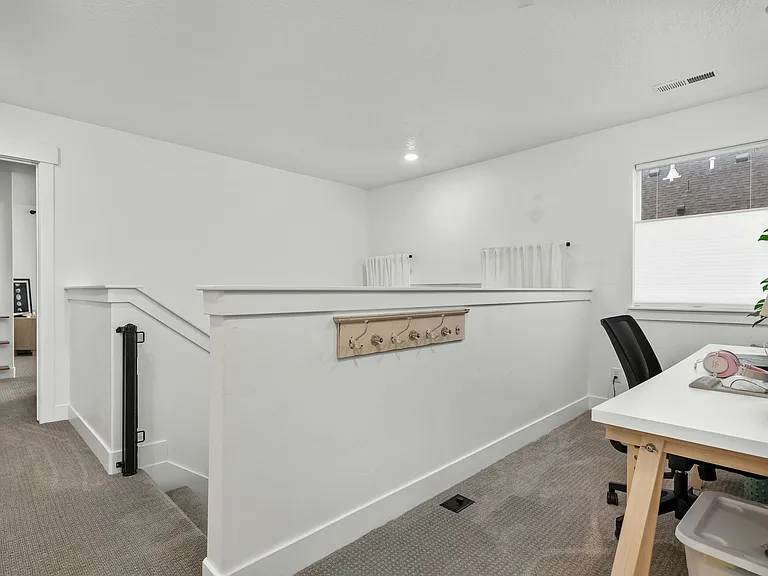 627 S Meade St — Photo 12