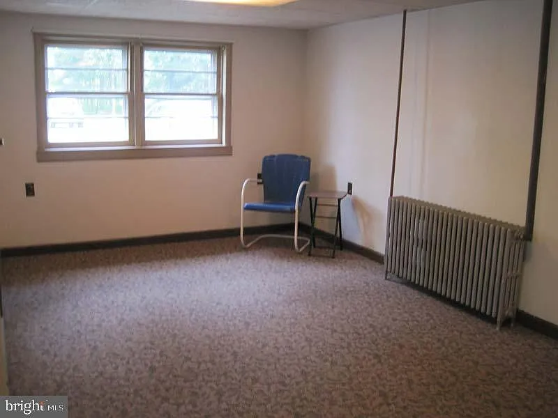 1 bed, 800 sqft, $1,300 — Photo 4