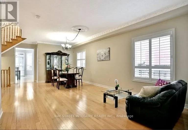 1383 Liverpool St — Photo 5