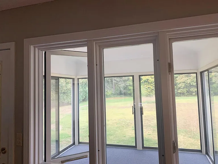 63 Sunderland Woods Rd — Photo 11