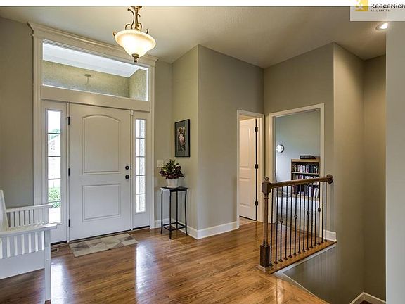 Spacious Entry