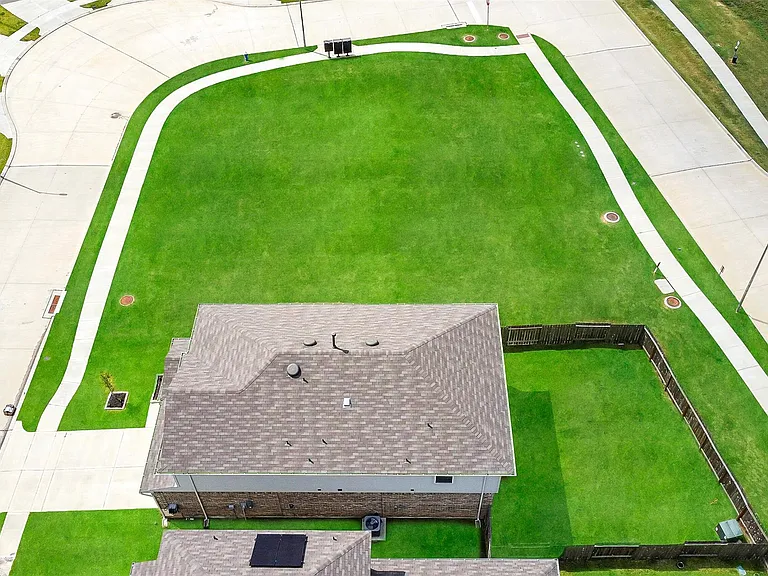 24222 Sandstone Valley Ln — Photo 32