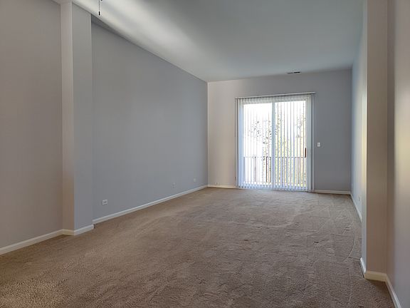 5th image of 919 Huntington Dr