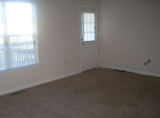 201 Evergreen Trl APT E, Cartersville, GA 30121