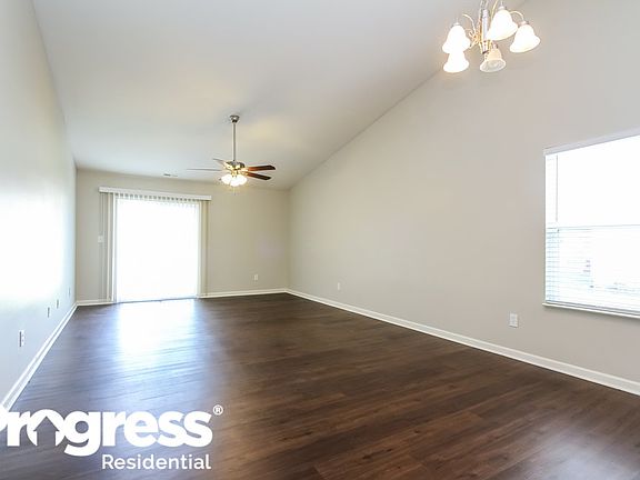 3rd image of 15262 Smarty Jones Dr