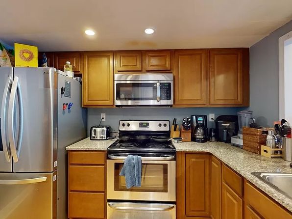 14 Lockwood Dr #1001