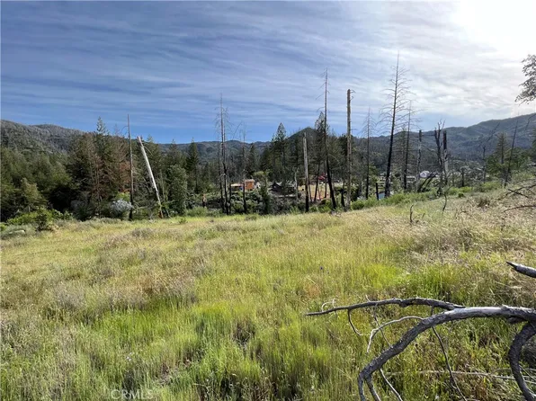 11744 Oakwood Ln #1-2, Middletown, CA 95461