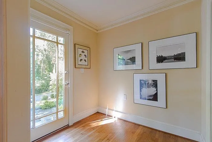 Spacious Foyer