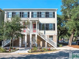 554 E McDonough St, Savannah, GA 31401