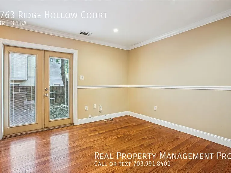 8763 Ridge Hollow Ct — Photo 8