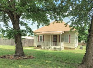 1010 N Main St, Caney, KS 67333