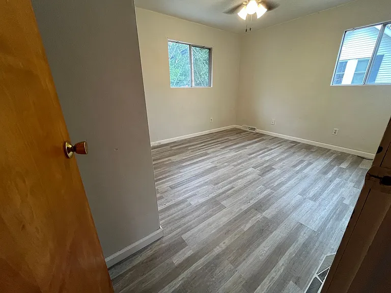 1236 Jackson St — Photo 10