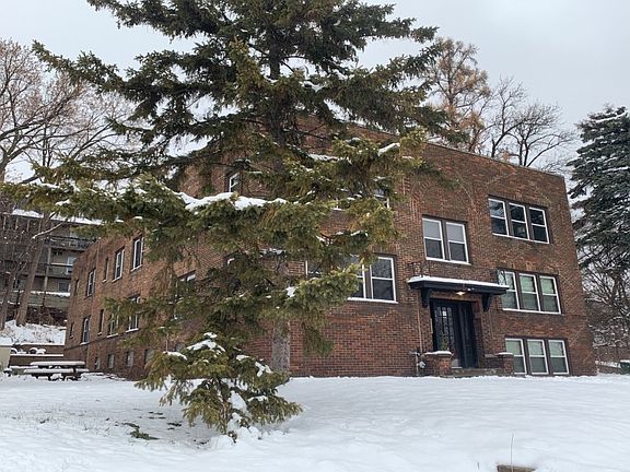 3rd image of 383 Grand Ave #G-2